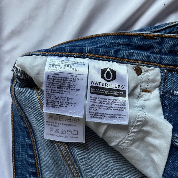 Levi’s straight leg jeans - Picture 6 of 6